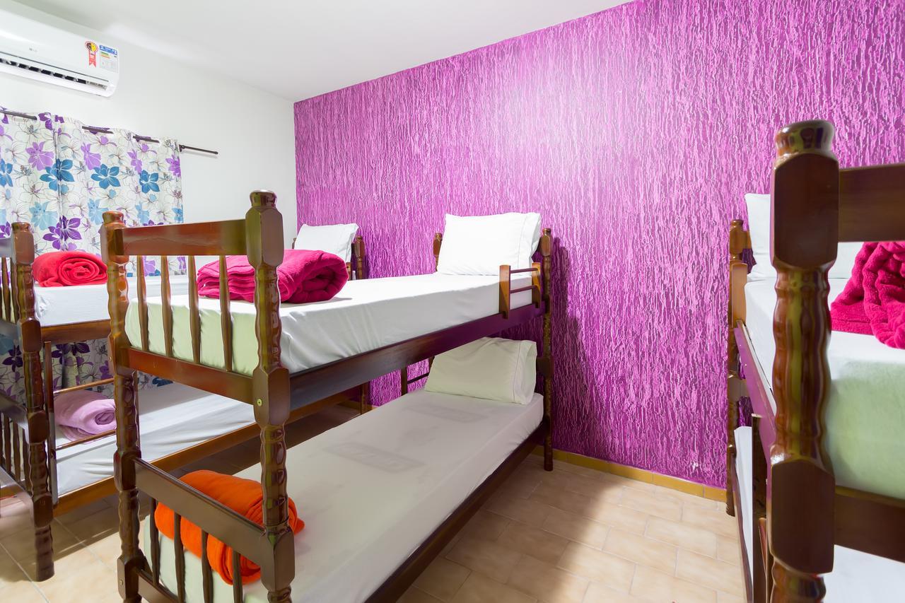 Cabanas Hostel & Suites Balneario Camboriu Exterior photo